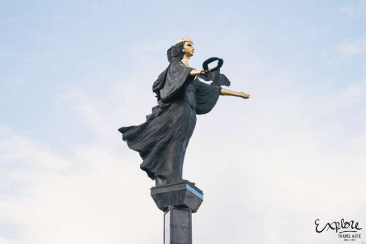 Statua Sveta Sofia